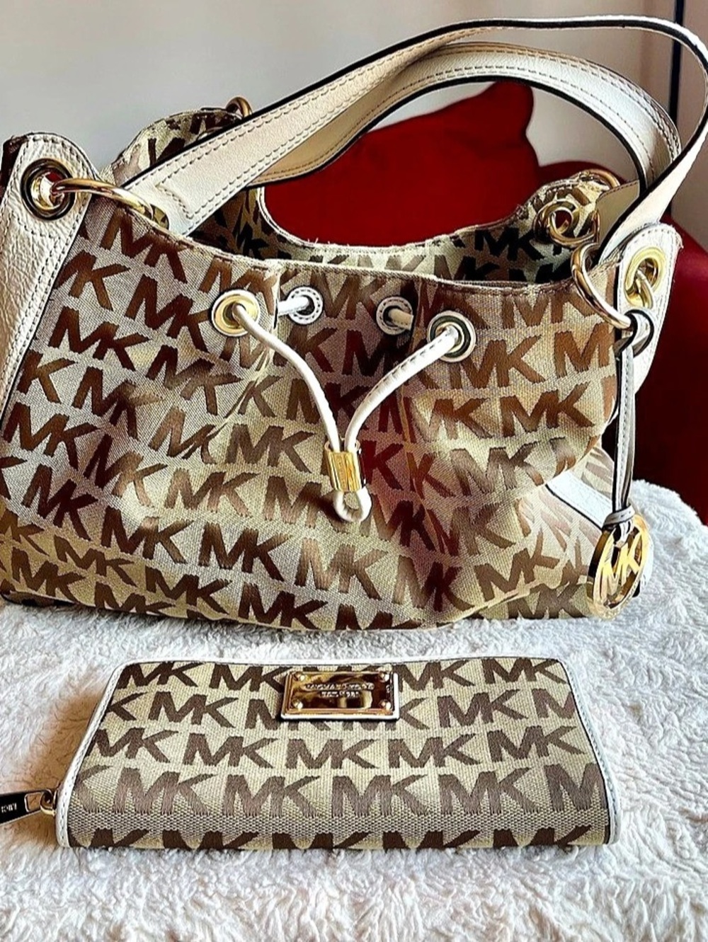 Michael Kors Nolita Large Signature Logo Hobo Shoulder Bag Brown & White